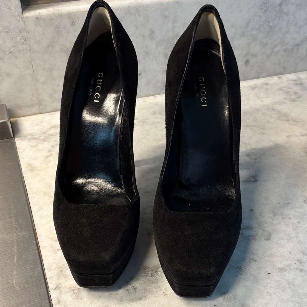 Gucci Women's Classic Black Heels